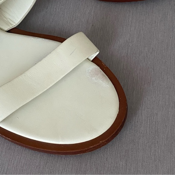 Tory Burch Flat White Slingback Sandals 8 M Big Logo Open Toe Leather - Picture 9 of 10